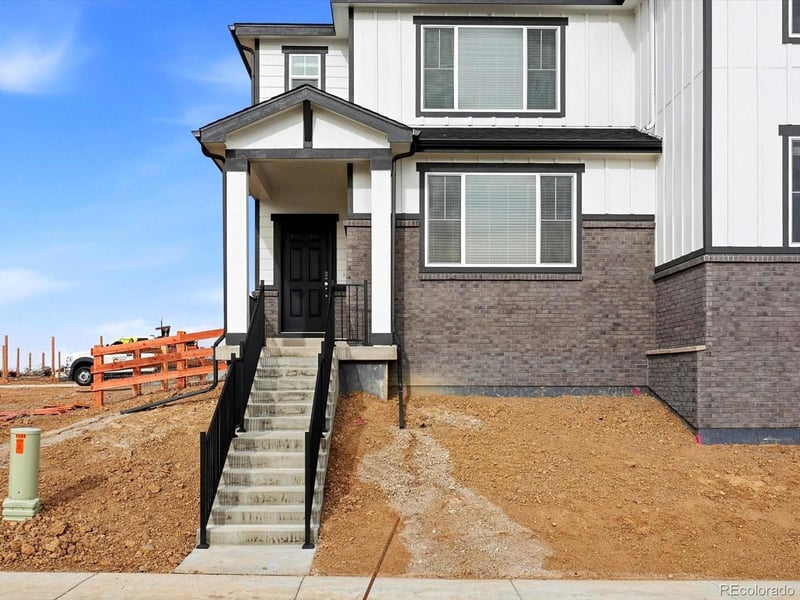 2233 164th Ave, Thornton, CO 80602