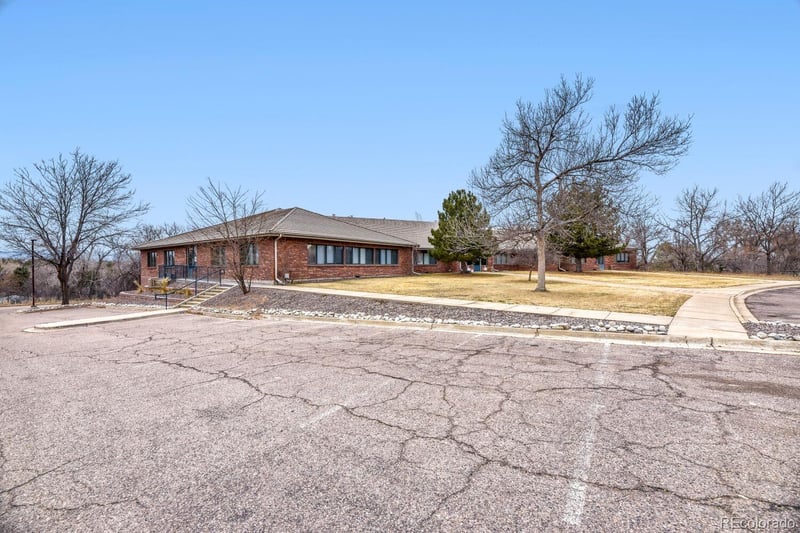 20 Dry Creek Cir, Littleton, CO 80120