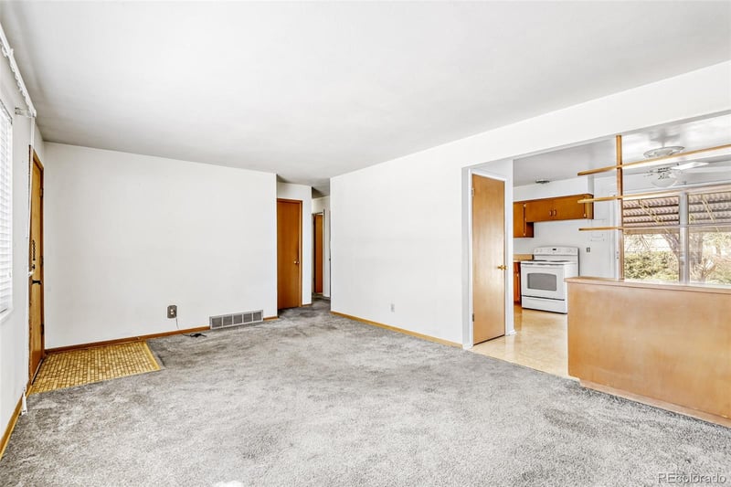 451 Lansing St, Aurora, CO 80010