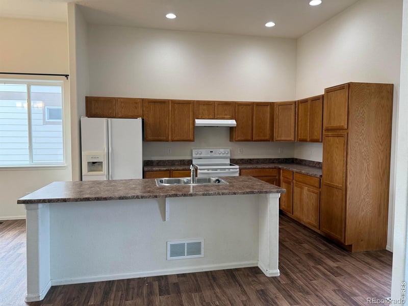 822 Finch Dr, Severance, CO 80550