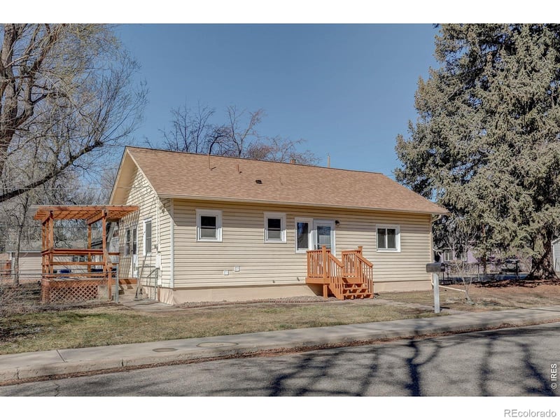 655 Albany Ave, Loveland, CO 80537