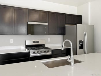 21244 65th Dr, Aurora, CO 80019