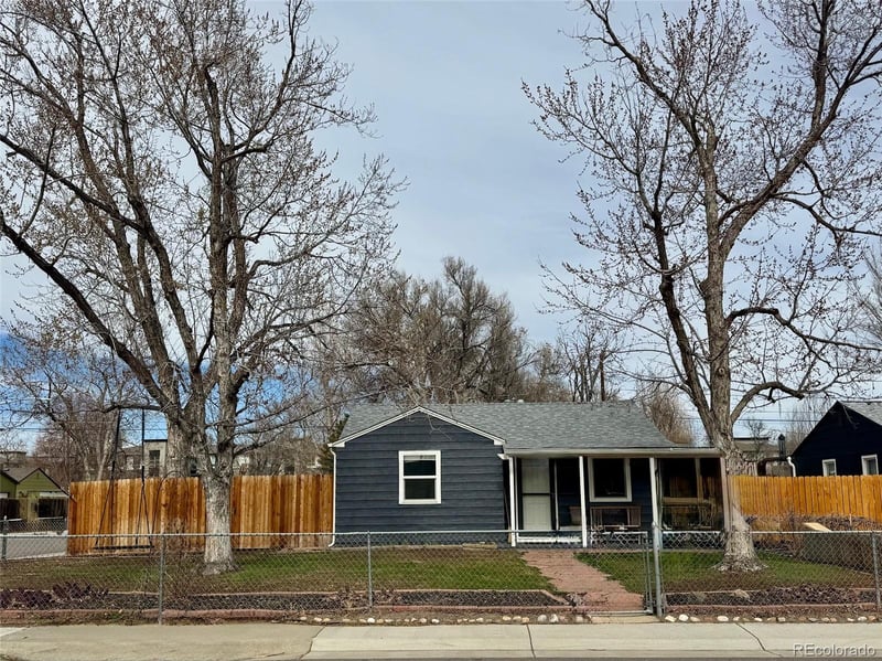 6865 55th Pl, Arvada, CO 80002