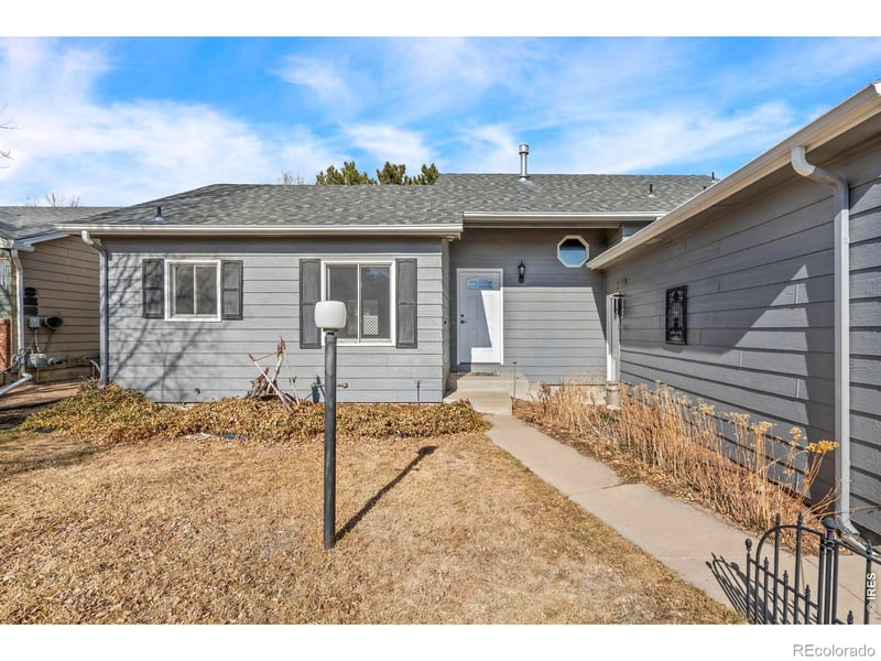 241 Pin Oak Dr, Loveland, CO 80538