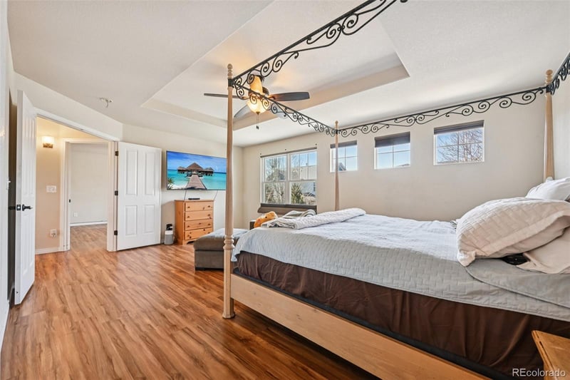 898 Jarvis Dr, Erie, CO 80516