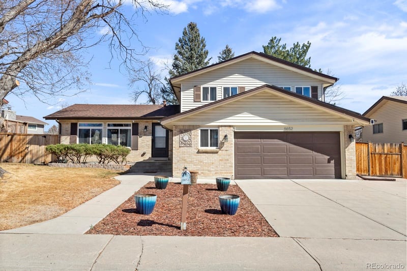 6652 Zinnia St, Arvada, CO 80004