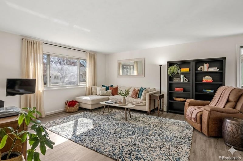 2921 Downing St, Englewood, CO 80113