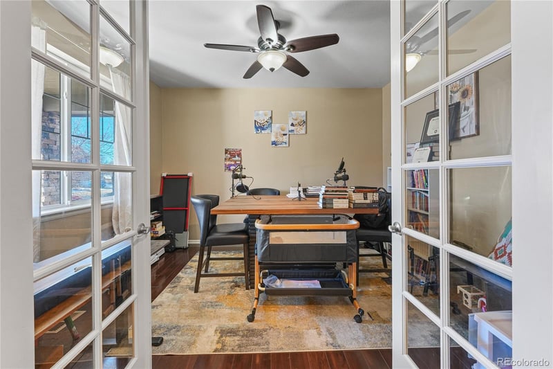 25503 5th Ave, Aurora, CO 80018