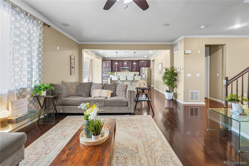 25503 5th Ave, Aurora, CO 80018