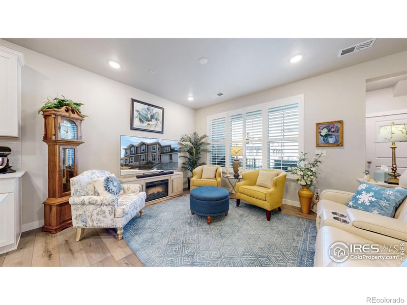 4174 South Park Dr #102, Loveland, CO 80538