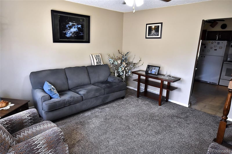 632 Hilltop St, Longmont, CO 80504