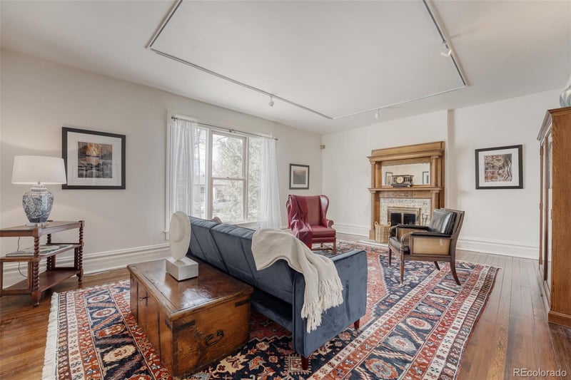 920 Olive St, Denver, CO 80220