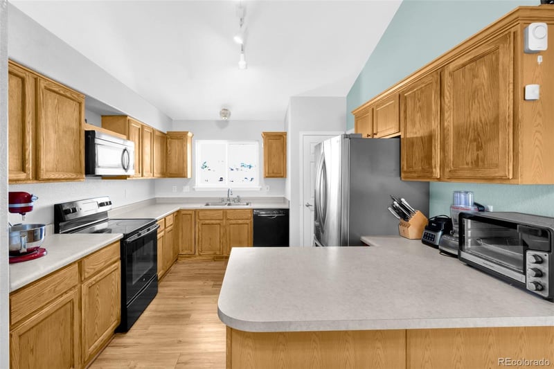 7731 Shenandoah Dr, Elizabeth, CO 80107