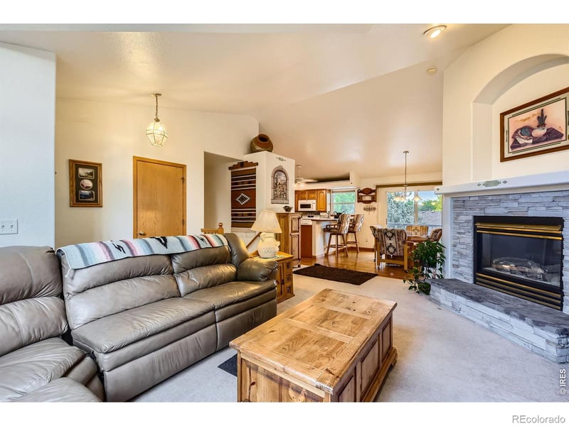 1121 Country Acres Ct, Johnstown, CO 80534