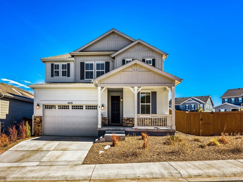 2039 Peachleaf Loop, Castle Rock, CO 80108