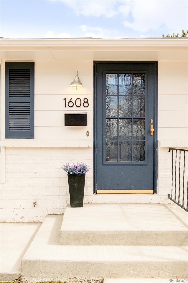 1608 Longs Peak Dr, Louisville, CO 80027