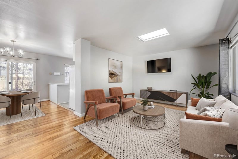 1042 Evanston St, Aurora, CO 80011