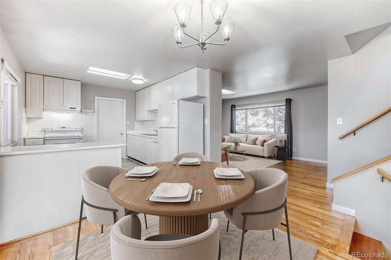 1042 Evanston St, Aurora, CO 80011