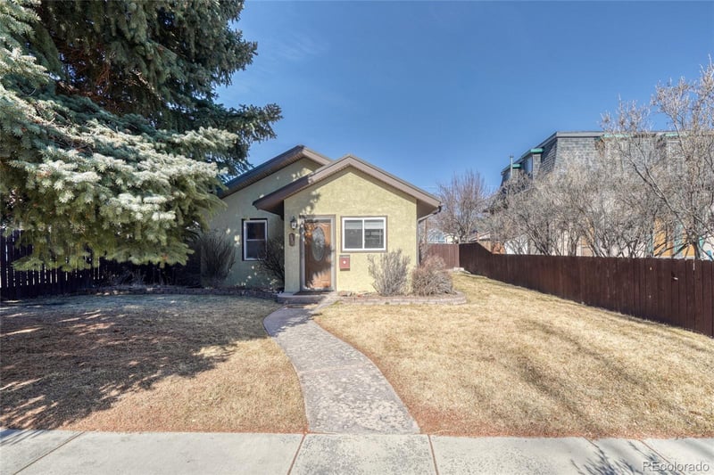 940 E St, Salida, CO 81201