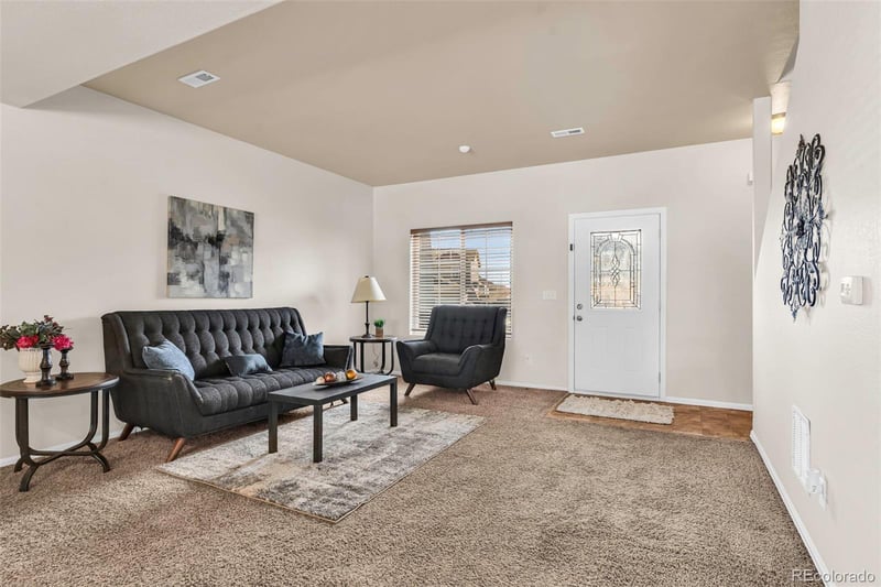 917 Silverqueen Rd, Pueblo, CO 81008