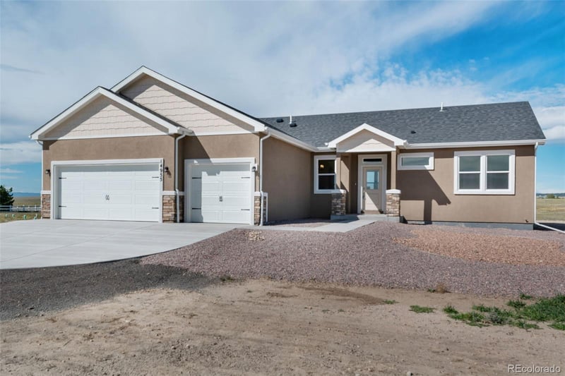 353 Ashford Dr, Pueblo West, CO 81007