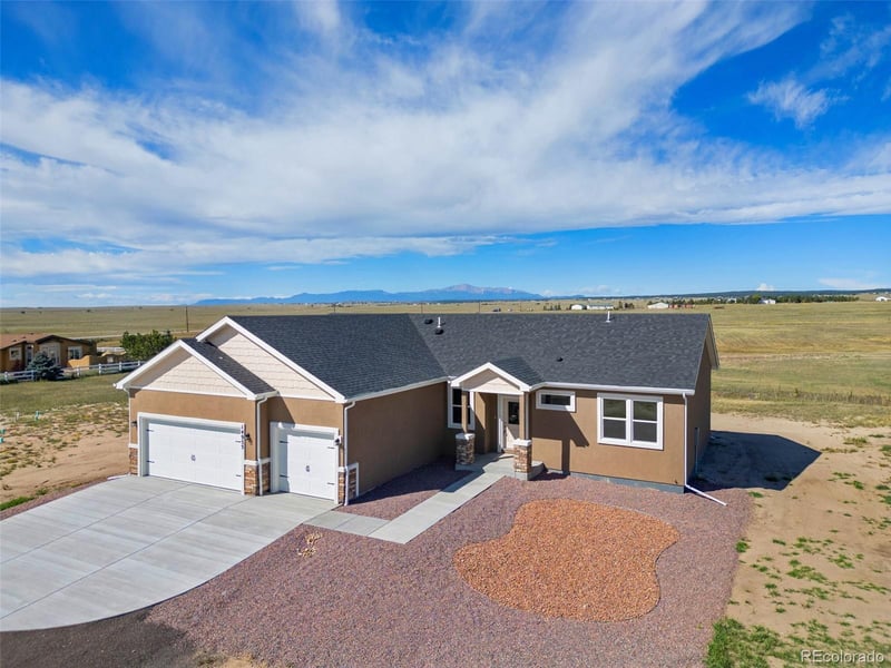 353 Ashford Dr, Pueblo West, CO 81007