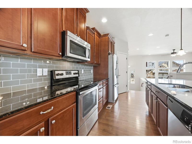 553 Gallegos Cir, Erie, CO 80516