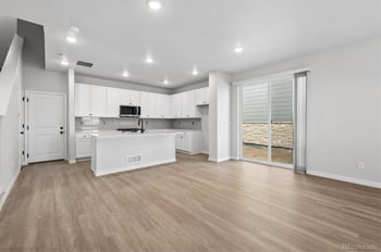 22695 47th Ave, Aurora, CO 80019