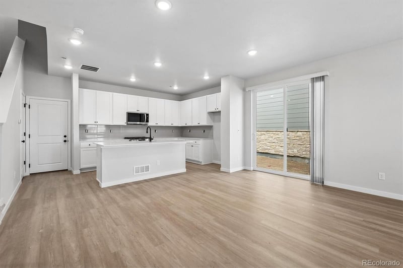 22695 47th Ave, Aurora, CO 80019