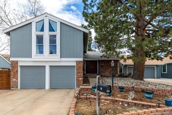 2946 Moline Pl, Aurora, CO 80014
