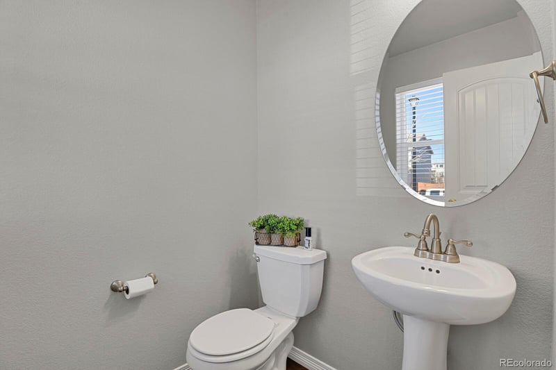 12721 Windingwalk Dr, Peyton, CO 80831