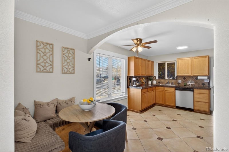 820 Newark St, Aurora, CO 80010