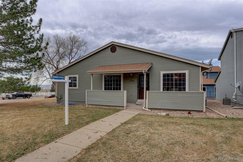 1734 101st Ave, Thornton, CO 80260