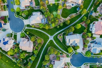 16131 Lake Dr, Aurora, CO 80016