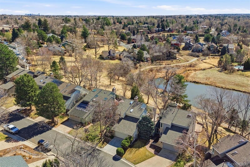 1520 Briarwood Ave, Littleton, CO 80120