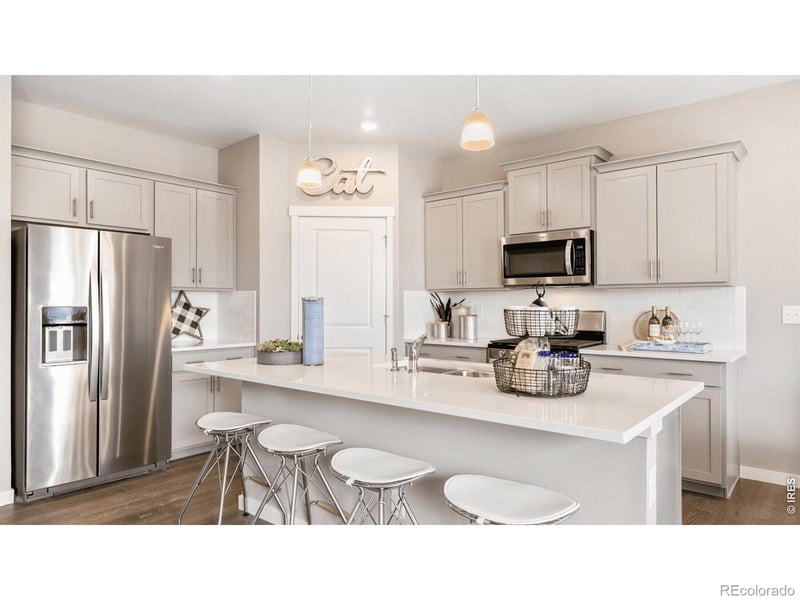 1432 Sunrise Hill Dr, Berthoud, CO 80513