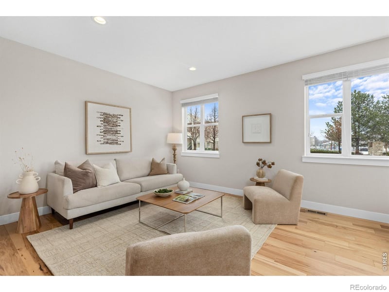 653 Grandview Mdws Dr, Longmont, CO 80503