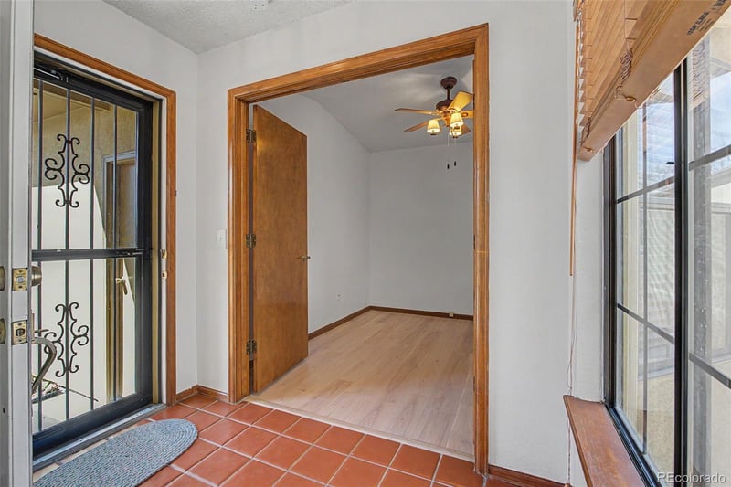 18624 Saratoga Pl, Aurora, CO 80015