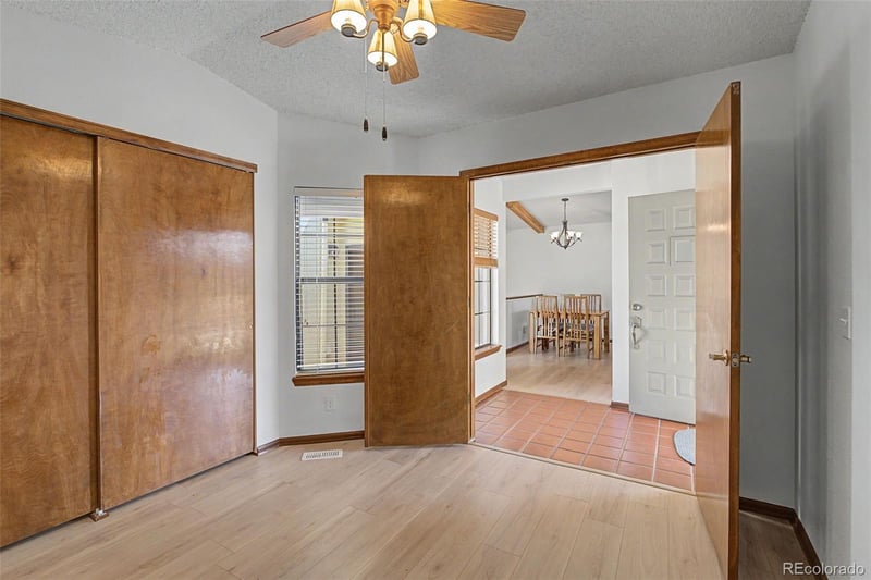 18624 Saratoga Pl, Aurora, CO 80015