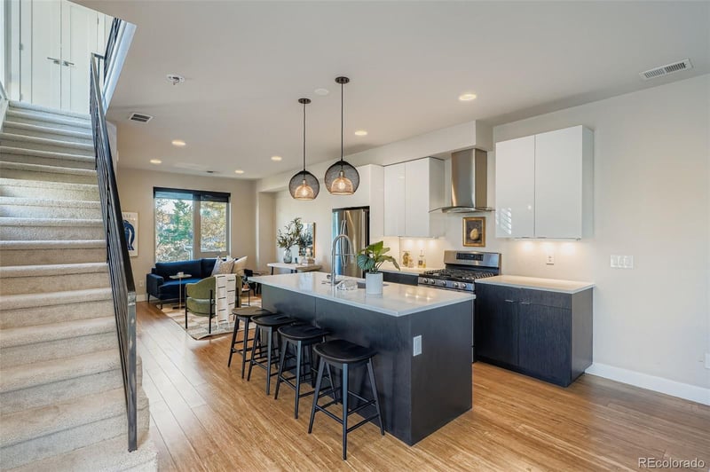 1261 Xavier St, Denver, CO 80204