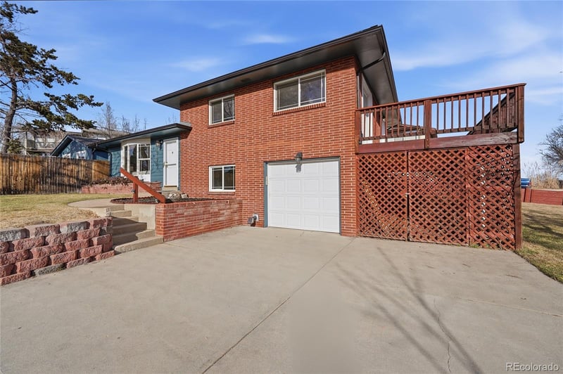 10195 17th Pl, Lakewood, CO 80215