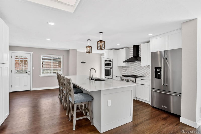 6174 Fairfield St, Littleton, CO 80120