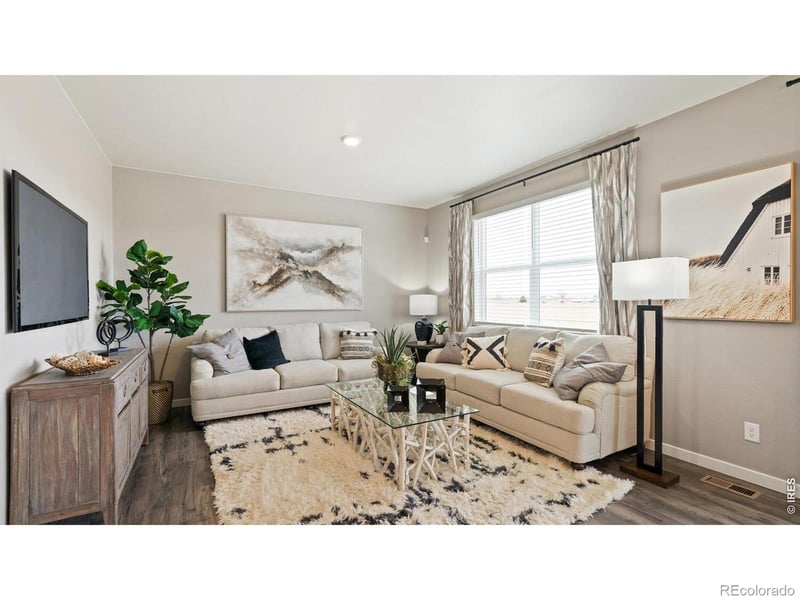 1404 Sunrise Hill Dr, Berthoud, CO 80513