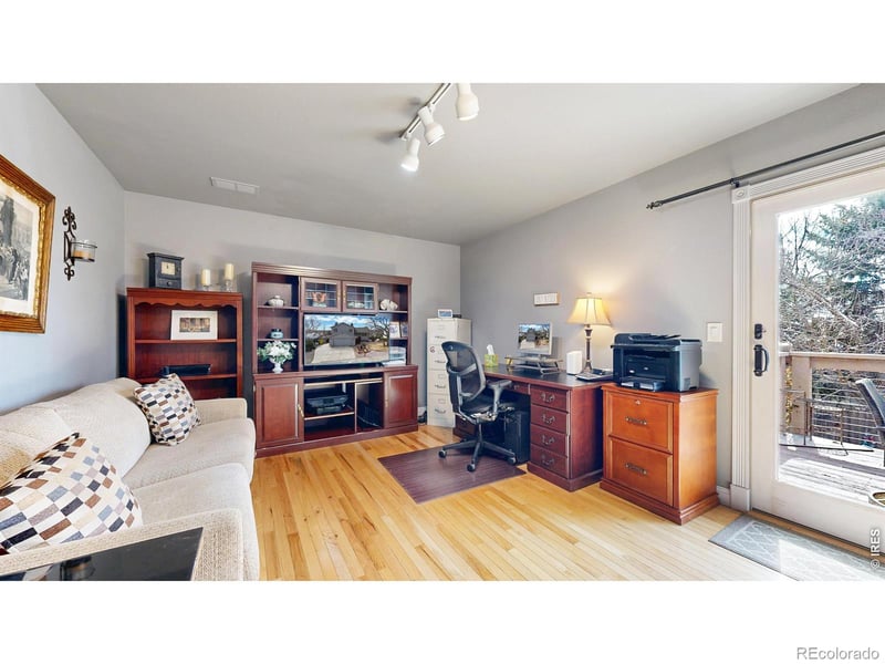 618 18th St, Loveland, CO 80537