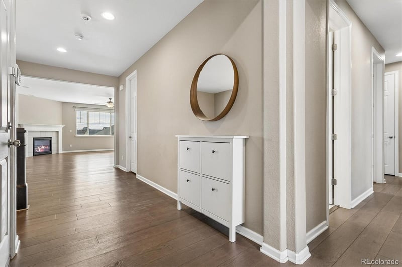 4825 Riviera Way, Aurora, CO 80015