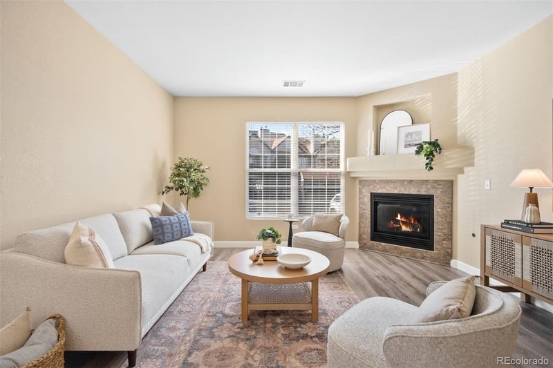 4054 Crystal Cir #101, Aurora, CO 80014