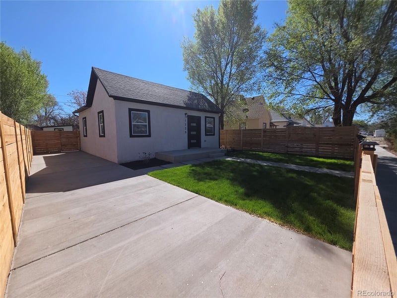 1328 Cypress St, Pueblo, CO 81004
