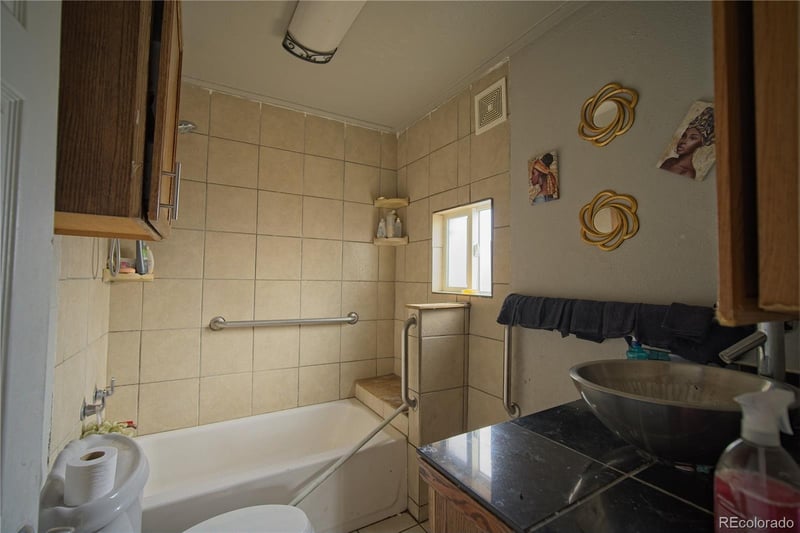 6330 54th Ave, Commerce City, CO 80022