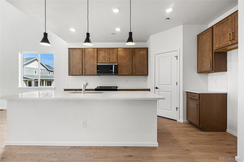 2157 Jackson Gap St, Aurora, CO 80018