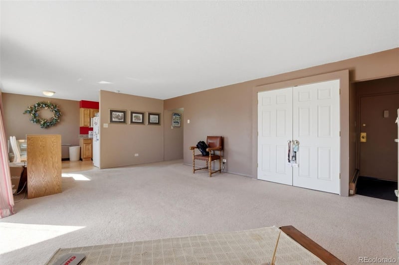 2130 Vaughn Way #202E, Aurora, CO 80014